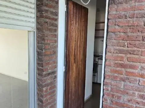 Departamento en Alquiler en San Justo, $ 600.000