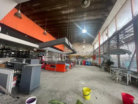 Local 1500m2 de planta libre ideal supermercado venta