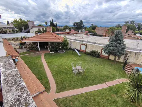 Complejo de 4 Departamentos en VENTA – Ideal Inversión –