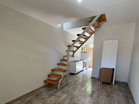 DUPLEX A ESTRENAR 3 AMB C/PATIO + PARRILLA + ESPACIO P/AUTO. ENTREGA INMEDIATA.