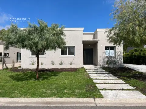 Casa en venta en Santa Emilia, a estrenar - IMPECABLE