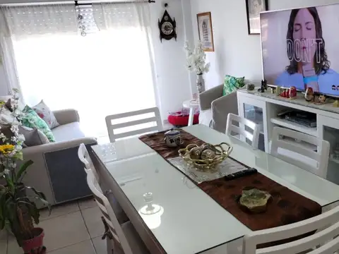 Venta Departamento 2 Ambientes con balcon corrido en wilde