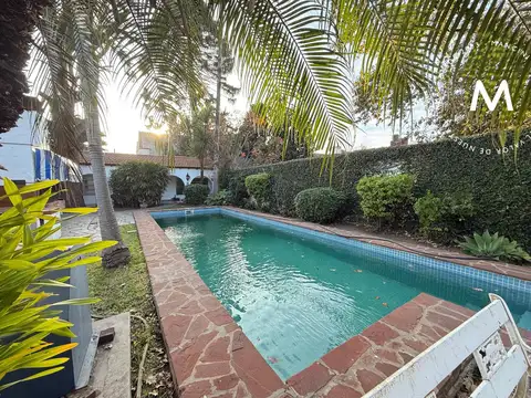 Casa 5 ambientes con 5 baños