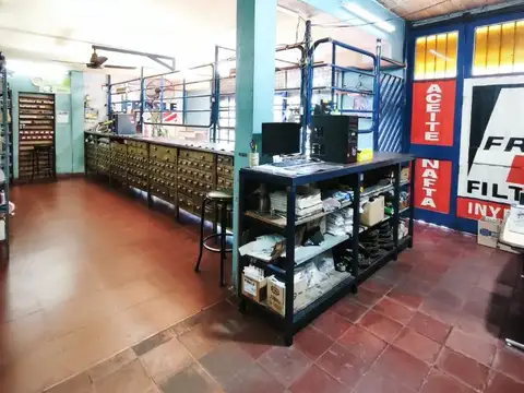 Fondo Comercio en Venta 50 años