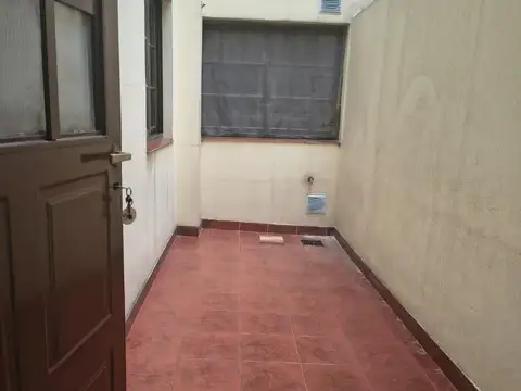 Altolaguirre 2400
