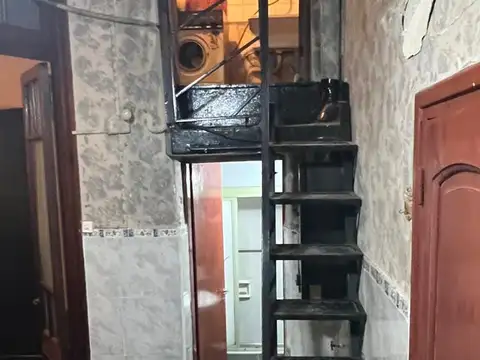 Depto Tipo Casa en Venta de 4 ambientes
