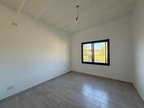 Casa 3 ambientes con 1 baño