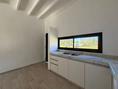 Casa en Venta en Loma Verde, USD 115.000