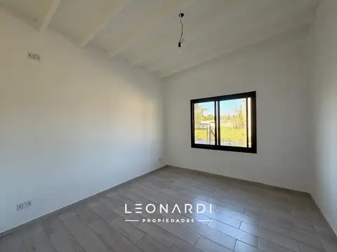 Casa 3 ambientes con 1 baño