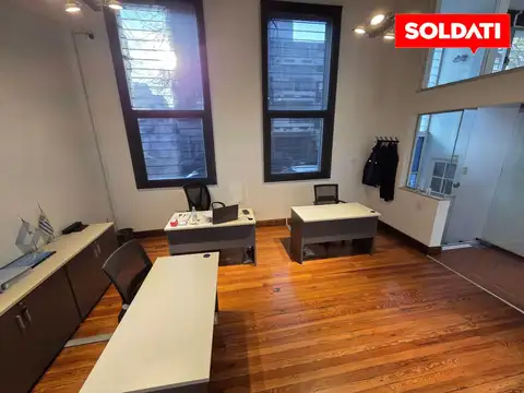 Oficina  en alquiler,  Pringles y córdoba