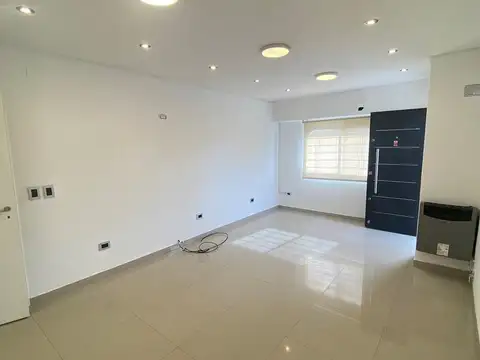 Chalet Moderno en Castelar Norte