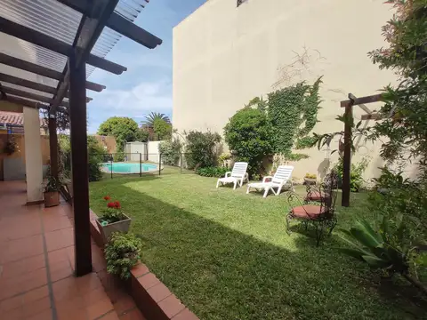 Casa en Alquiler de 4 dormitorios