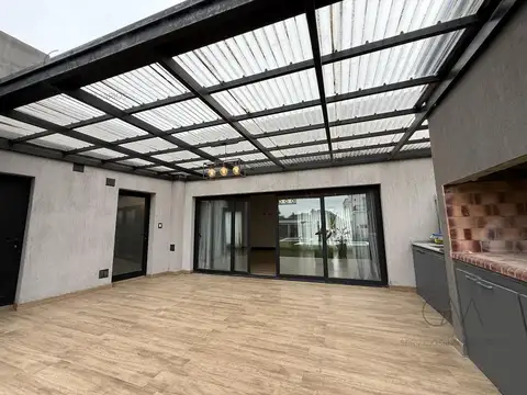 Avenida Jorge Newbery al 5000