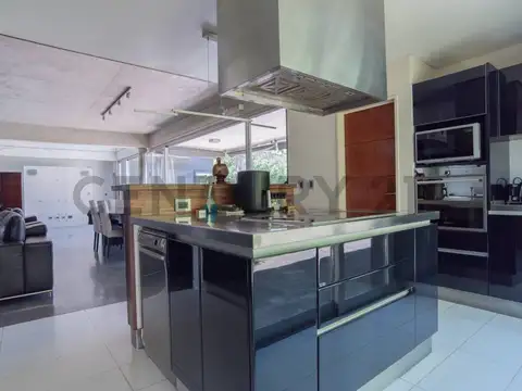 Casa en Venta en Santa Ana, USD 349.000
