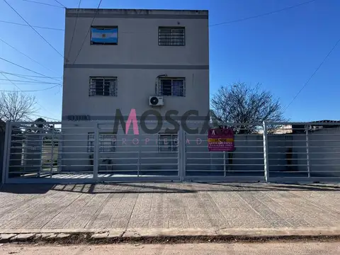 Departamento 3 ambientes con cochera - Moreno