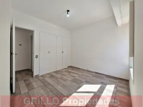 Departamento en Alquiler en Colegiales, $ 595.000