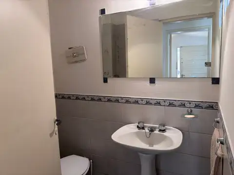 Depto Tipo Casa en Alquiler de 7 ambientes