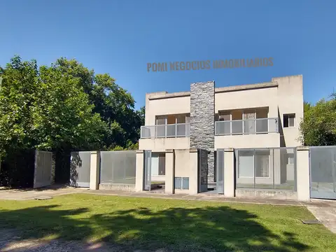 La Lonja Alt. Km 47 a 900 m de Colectora Duplex a Estrenar Lote Propio 416 m², 2 Dorm. Parrilla.Casa en venta en Pilar