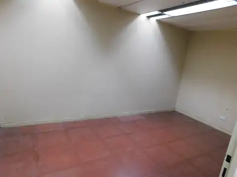 Local en Alquiler 25 años