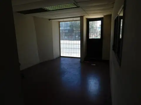 Local en Alquiler 25 años