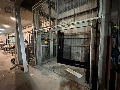 Galpon en Alquiler en Lanús Este, USD 3.500