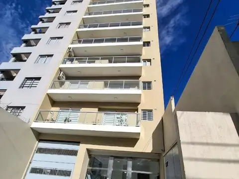 DEPARTAMENTO 3 AMB CON COCHERA Y BALCON CORRIDO