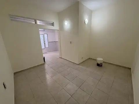 Depto Tipo Casa en Alquiler 45 años