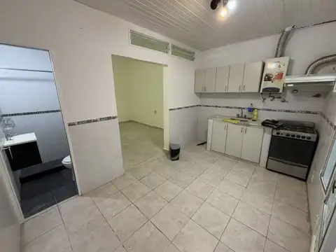 Depto Tipo Casa en Alquiler de 2 ambientes