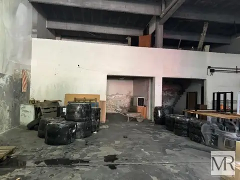 Galpon en Venta 4,30  mts Frente