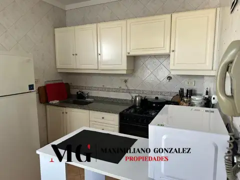 Departamento en Alquiler en Lomas De Zamora, $ 850.000