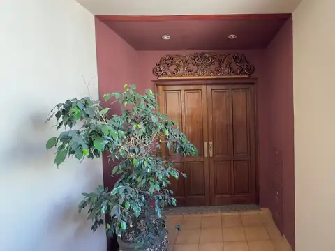 Departamento en Alquiler con 2 cocheras