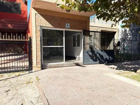 Alquiler Local Wilde 1 baño