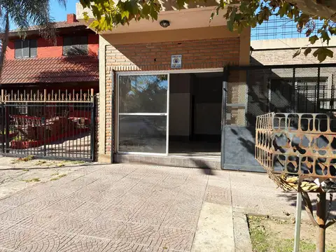 Local en Alquiler en Wilde, $ 320.000