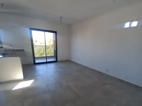 Departamento en Alquiler en Ciudad Jardin Del Palomar, $ 500.000