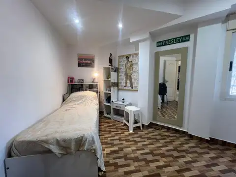 Depto Tipo Casa en Venta con 1 cocheras