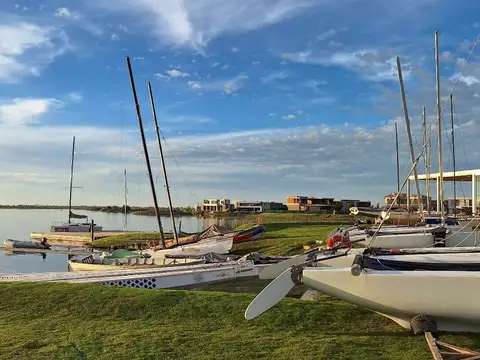 VENTA LOTE AMARRAS PUERTOS