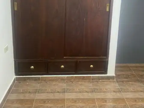 Casa en Venta en La Plata [Cod: 2852-111]