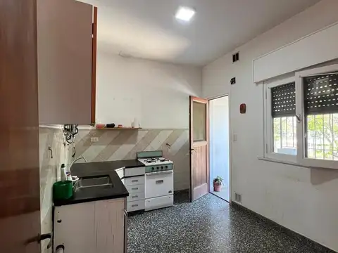 Depto Tipo Casa en Venta en Villa Ballester, USD 72.000