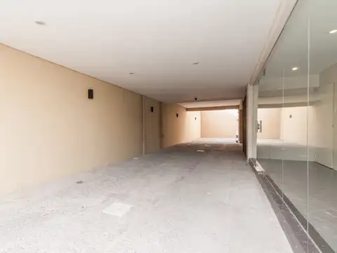 Cochera en venta. 100% FINANCIADO Y CUOTAS FIJAS EN PESOS. Buena ubicación en Remedios de Escalada