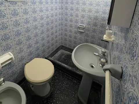 Casa en Alquiler con 1 cochera