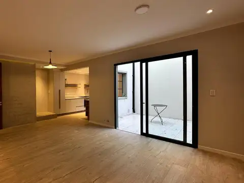 Casa de pasillo 3 Dormitorios con patio y terraza - Mendoza 3000 - Lourdes Rosario | Venta
