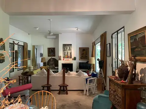 Casa 3 ambientes con 2 baños