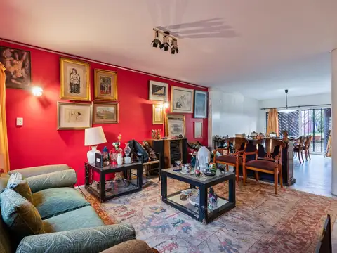 Casa en Venta con 1 cochera