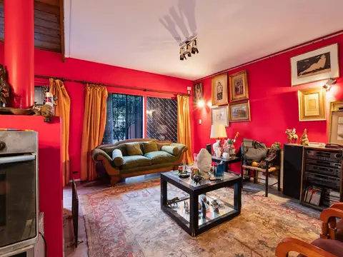 Casa 5 ambientes con 2 baños