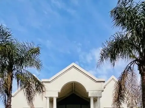 Casa en Los Berros - Bella Vista