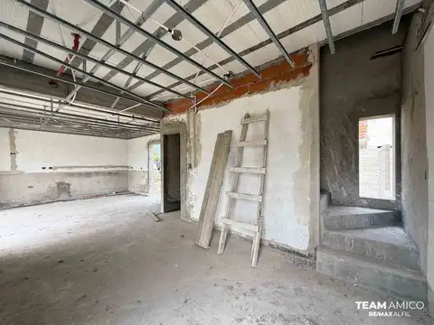 Depto Tipo Casa en Venta de 3 ambientes