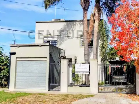 138 y 501- OPORTUNIDAD UNICA EN GORINA  VENTA DE CASA CON LOCAL COMERCIAL