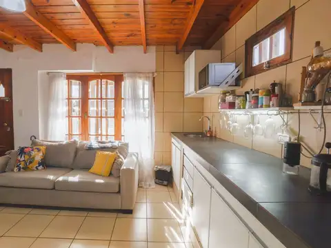 Depto Tipo Casa en Venta de 2 ambientes