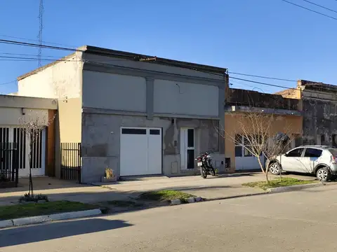 Hipólito Yrigoyen 36. Ballesteros. Provincia de Córdoba. 100