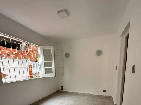 Depto Tipo Casa en Venta de 2 ambientes